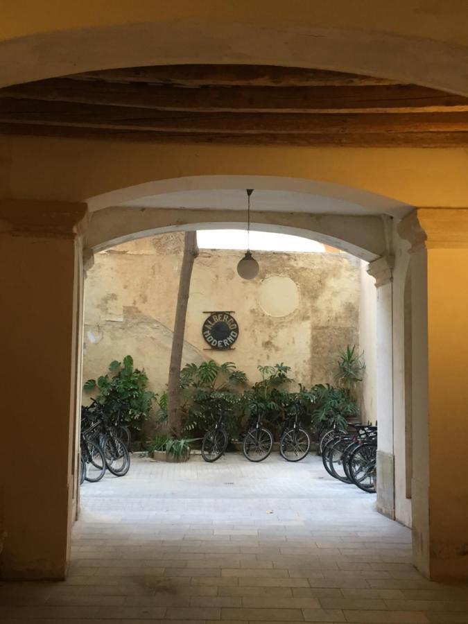Hotel Moderno Trapani Buitenkant foto